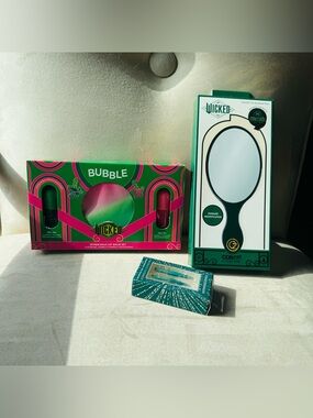 WICKED/Bubble Lip Balm Set w Charms, zippered Bag & Wicked Handheld Mirror set.